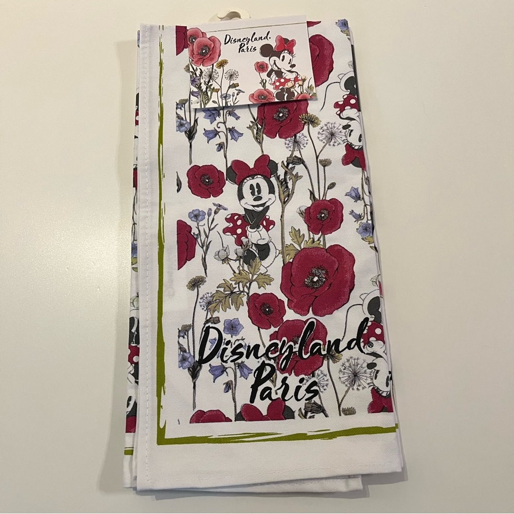 BNWT Disneyland Paris Minnie Mouse Floral Tea Cloth Towel Set of 2
